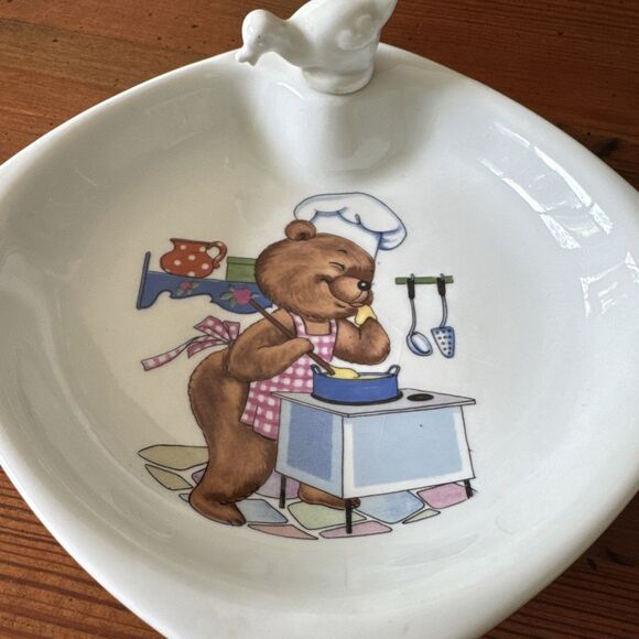 Vintage FD Chauvigny Child’s Porcelain Warming Dish WITH Stopper - Picture 5 of 11